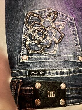 Miss Me Blue skinny Jeans with Embroidered Floral Pocket
